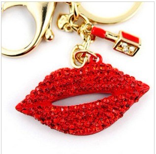 Red crystal lips key chain